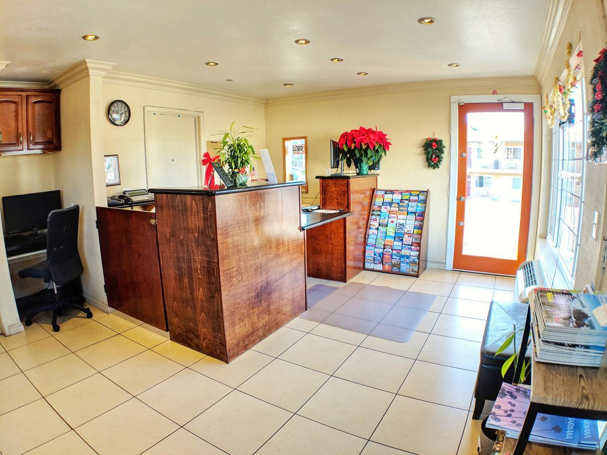 Salinas Inn エクステリア 写真