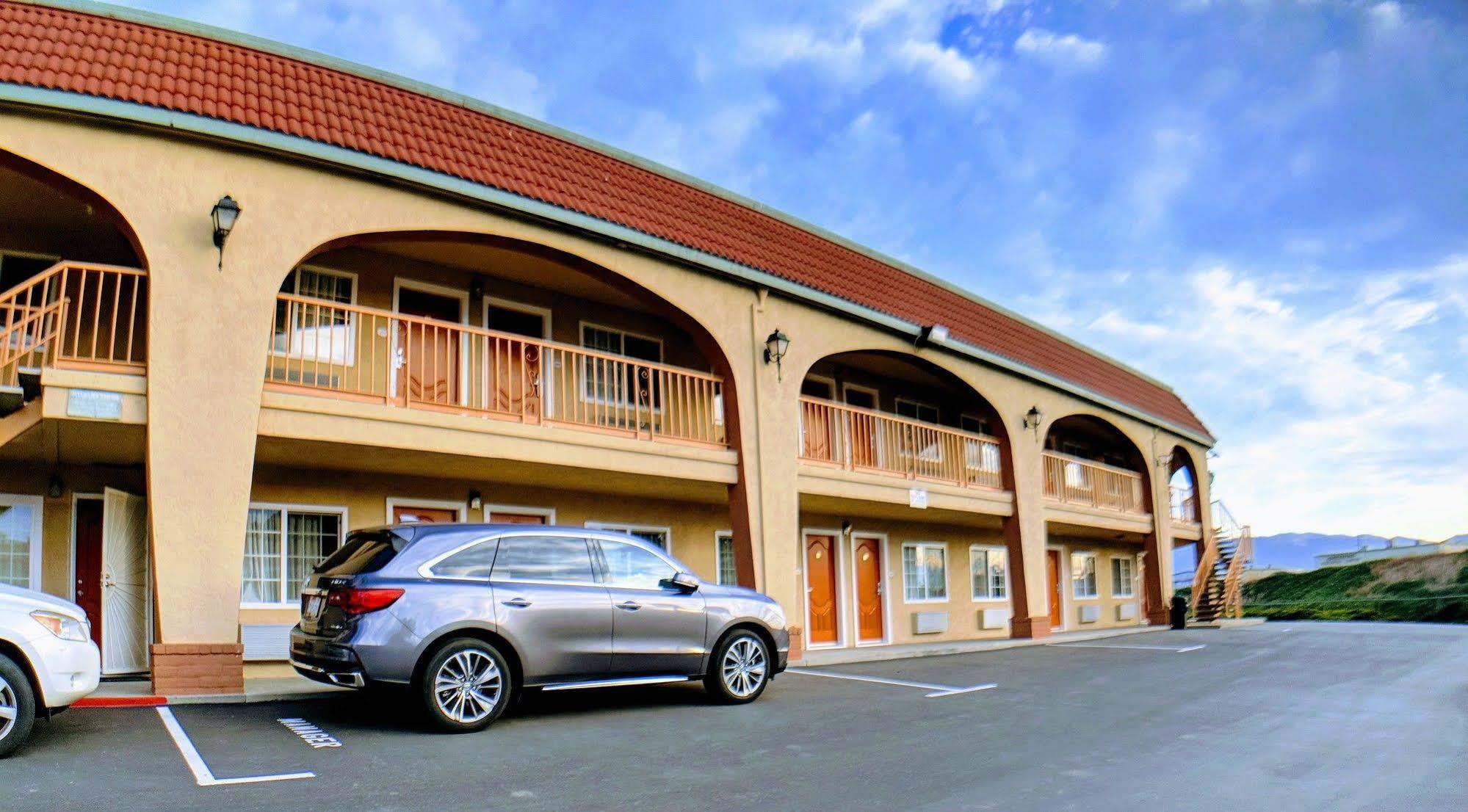 Salinas Inn エクステリア 写真