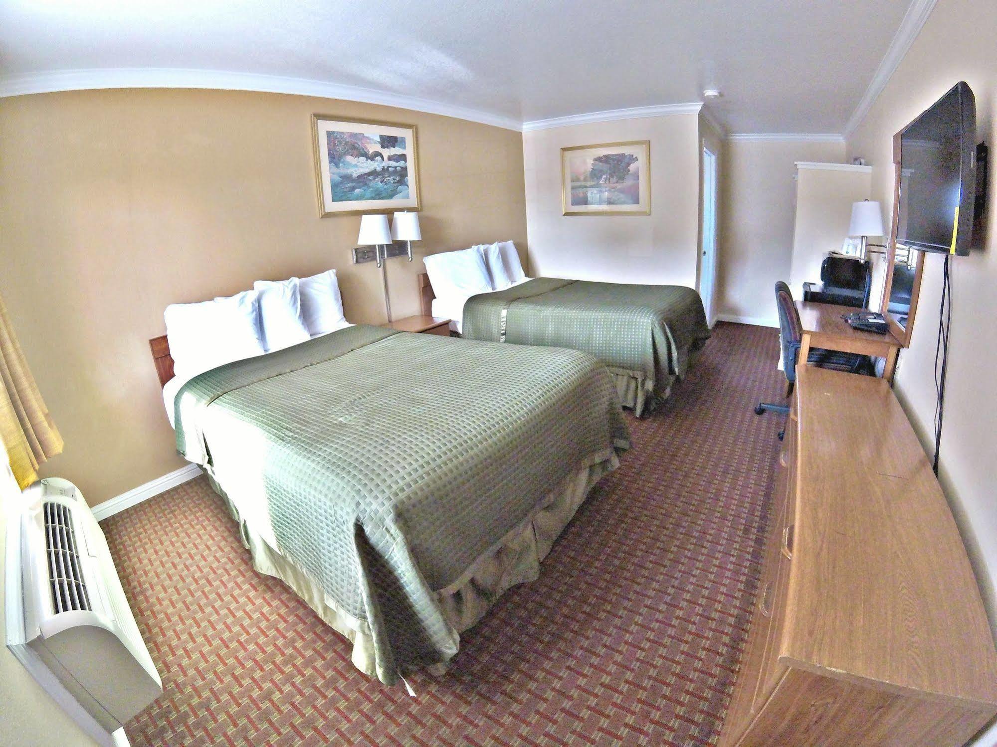 Salinas Inn エクステリア 写真